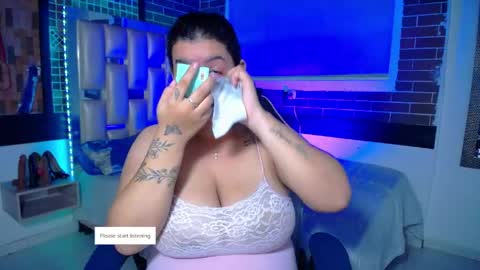 kriss_sweetboobs online show from April 23, 12:51 pm