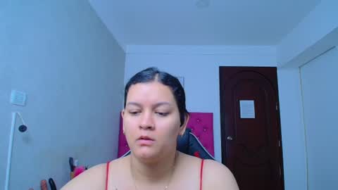 kriss_sweetboobs online show from July 17, 12:45 pm