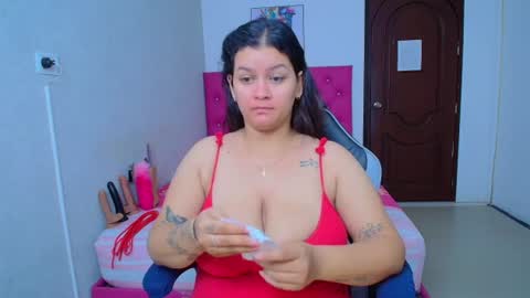 kriss_sweetboobs online show from July 23, 12:58 pm