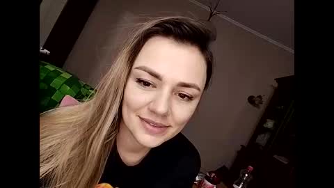 Snapshot of krisssexi chatting on January 14, 3:57 pm KrissSexi online show from January 14, 3:57 pm