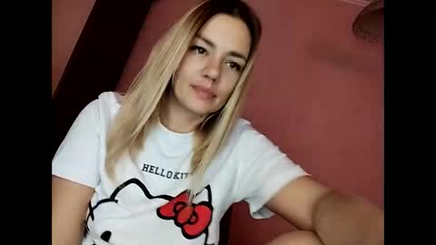 Snapshot of krisssexi chatting on September 10, 11:54 am KrissSexi online show from September 10, 11:54 am