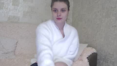 Snapshot of krissvoss chatting on November 6, 1:12 pm krissvoss online show from November 6, 1:12 pm