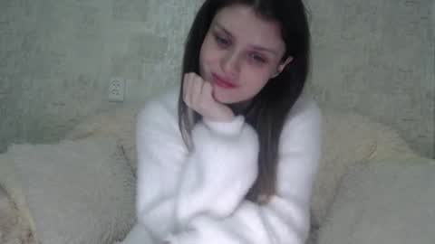 Snapshot of krissvoss chatting on December 14, 9:52 pm krissvoss online show from December 14, 9:52 pm