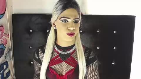 kristal_queen01 online show from May 25, 6:03 pm