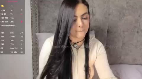 Snapshot of kristalina5 chatting on July 31, 2:11 am camila online show from July 31, 2:11 am