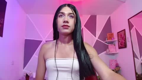 Snapshot of kristall_swan chatting on March 4, 1:06 pm Kristall online show from March 4, 1:06 pm