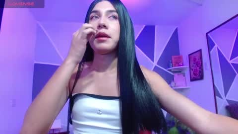 Snapshot of kristall_swan chatting on March 8, 1:25 pm Kristall online show from March 8, 1:25 pm