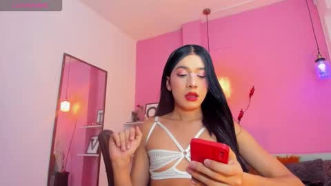 Snapshot of kristall_swan chatting on September 26, 3:10 am Kristall online show from September 26, 3:10 am