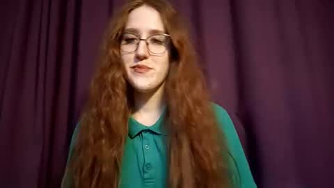 Snapshot of kristansarinsky chatting on November 25, 8:36 am Kris online show from November 25, 8:36 am