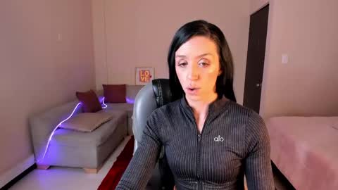 Sophia online show from May 12, 8:39 pm