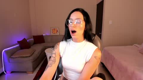 Sophia online show from May 21, 8:27 pm