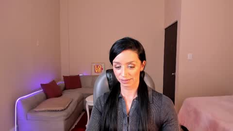 Sophia online show from May 25, 8:26 pm