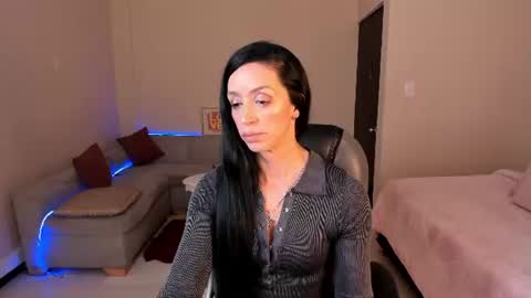Sophia online show from June 10, 8:41 pm