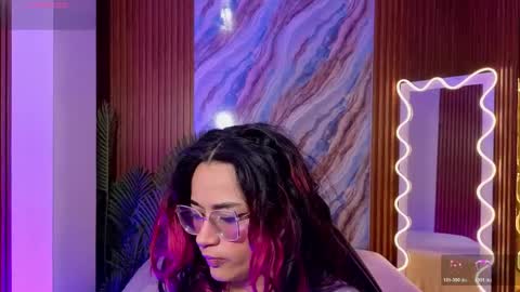 kristen_tay online show from June 7, 2:48 am