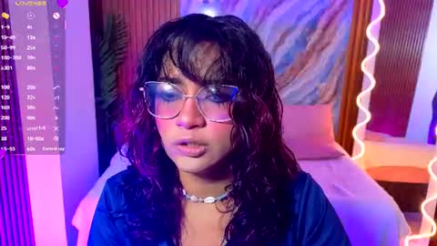 kristen_tay online show from July 7, 2:47 am