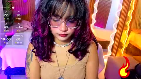 kristen_tay online show from July 10, 2:49 am