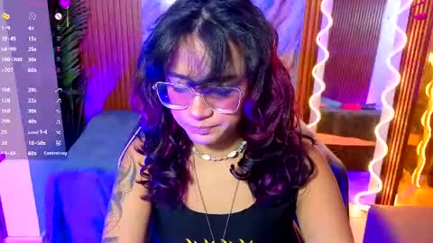 kristen_tay online show from July 22, 2:58 am