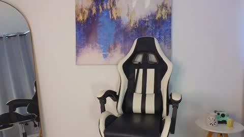 Kris online show from November 19, 2:17 pm