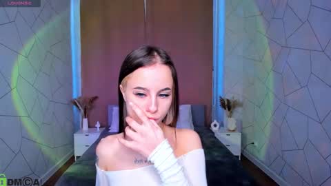 Kristi online show from March 11, 1:22 am