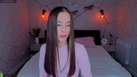 Kristi online show from May 3, 9:04 am