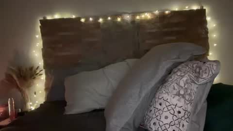 Kristi online show from March 16, 4:07 am