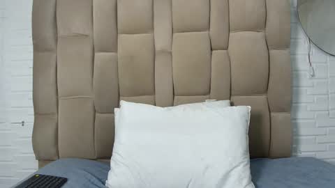 Kristin online show from September 9, 11:32 am