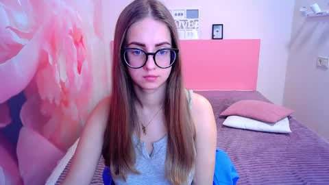 Kristina Adel online show from January 9, 2:18 pm