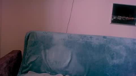 Snapshot of kristina_vagner chatting on May 16, 6:43 am kristina_vagner online show from May 16, 6:43 am