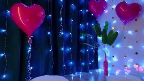 Snapshot of kristinabounty chatting on February 9, 8:13 pm KristinaBounty online show from February 9, 8:13 pm