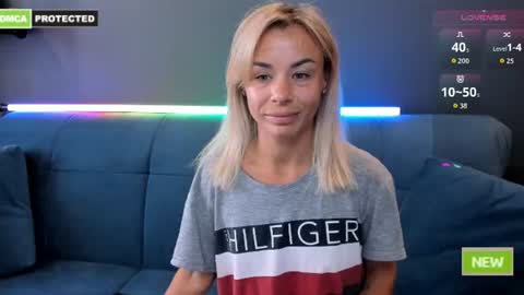 Muscle Queen online show from July 4, 10:43 am