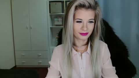 KristineAmore online show from November 7, 8:03 am