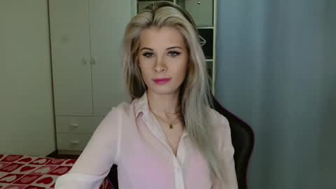 KristineAmore online show from February 10, 7:12 am