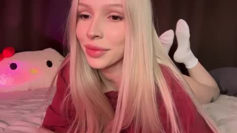 Snapshot of kristy_babe chatting on March 25, 3:51 pm Kristy and Alice online show from March 25, 3:51 pm