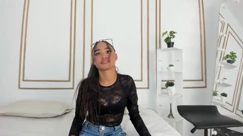 Cristina online show from March 23, 6:45 pm