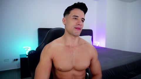 Snapshot of krops_ chatting on February 27, 9:22 am KROPS online show from February 27, 9:22 am