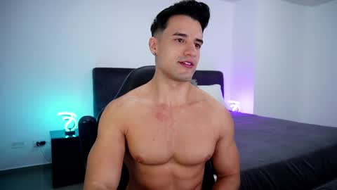 Snapshot of krops_ chatting on March 3, 6:48 am KROPS online show from March 3, 6:48 am