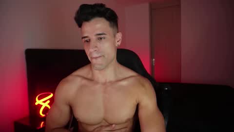 Snapshot of krops_ chatting on November 24, 3:50 am KROPS online show from November 24, 3:50 am