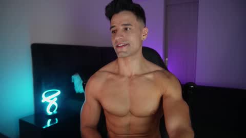 Snapshot of krops_ chatting on December 14, 8:02 pm KROPS online show from December 14, 8:02 pm