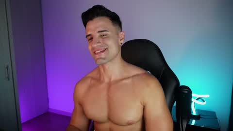 Snapshot of krops_ chatting on July 18, 3:22 am KROPS online show from July 18, 3:22 am