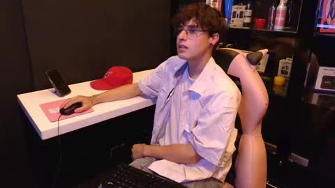 Snapshot of krown_nox chatting on May 25, 6:58 pm krown_nox online show from May 25, 6:58 pm