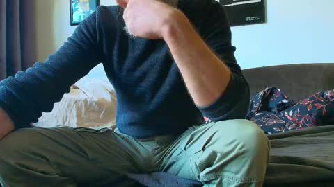 krummersaebel online show from February 15, 12:47 pm