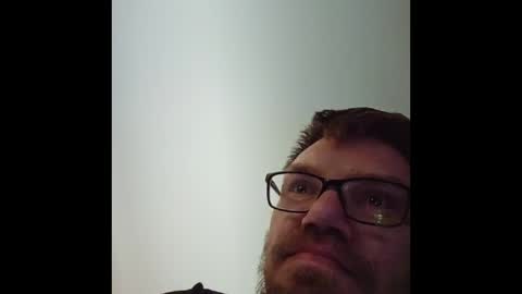 Snapshot of kryptoni18435 chatting on May 6, 12:54 pm Tommy online show from May 6, 12:54 pm