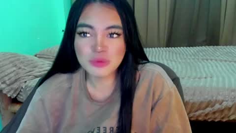 krystal_angel online show from June 8, 1:28 am