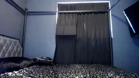 Krystal Blake online show from March 3, 10:42 pm