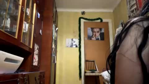 Mira online show from February 24, 8:29 pm