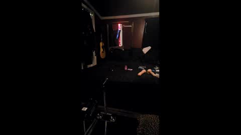 krystltymeup online show from March 3, 3:01 am