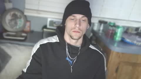 Snapshot of krytiar1992 chatting on December 16, 6:18 am krytiar1992 online show from December 16, 6:18 am