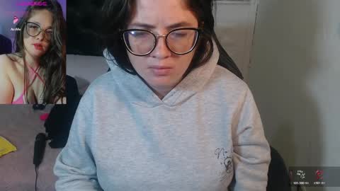 Snapshot of kryystaladams chatting on April 4, 11:18 am kryystaladams online show from April 4, 11:18 am