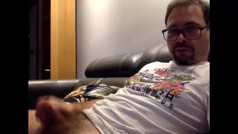 krzysztof1977 online show from September 18, 9:39 pm