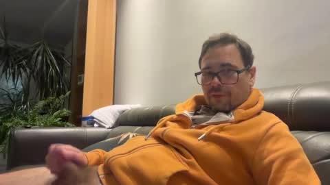krzysztof1977 online show from June 11, 9:35 pm